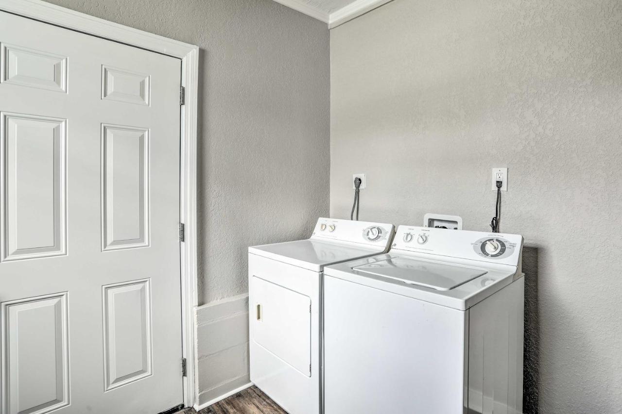 Pet-Friendly Gulfport Home Less Than 2 Mi To Beach سانت بطرسبرج المظهر الخارجي الصورة