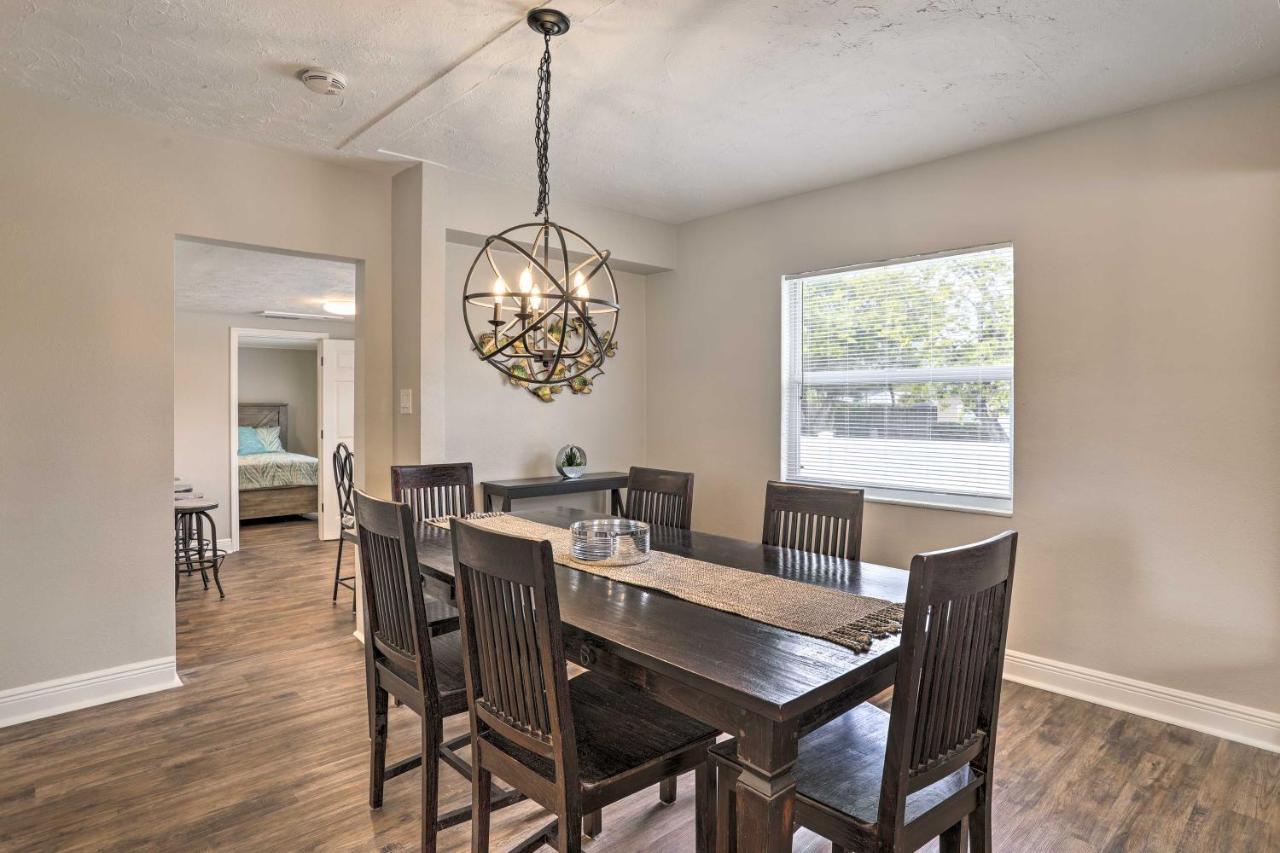 Pet-Friendly Gulfport Home Less Than 2 Mi To Beach سانت بطرسبرج المظهر الخارجي الصورة