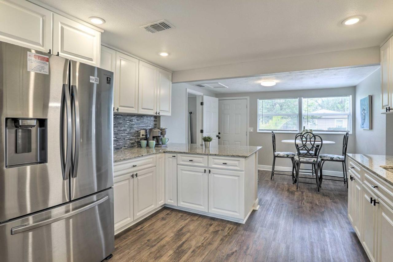 Pet-Friendly Gulfport Home Less Than 2 Mi To Beach سانت بطرسبرج المظهر الخارجي الصورة